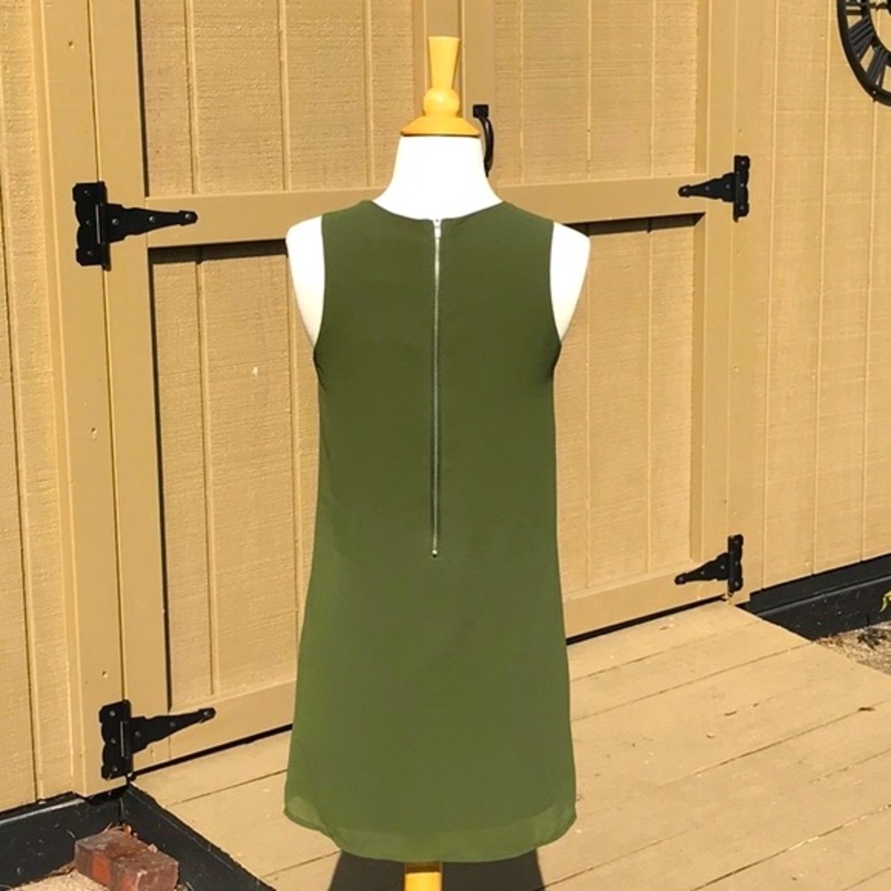 NWT Norah Sleeveless Shift Dress - Picture 3 of 6